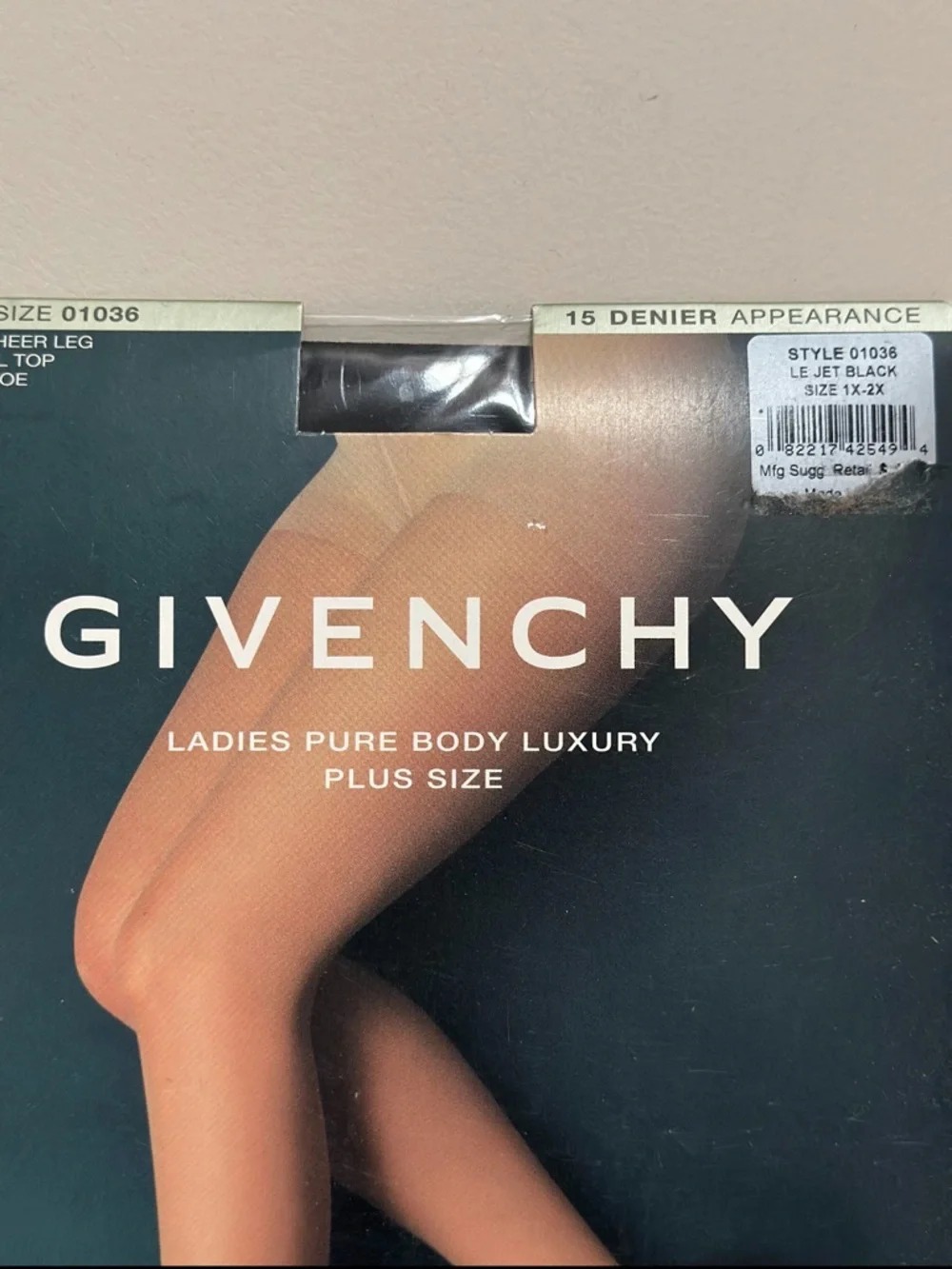 Givenchy Plus Size Pantyhose 1X/2X Jet Black 15 Denier Control Top NIP